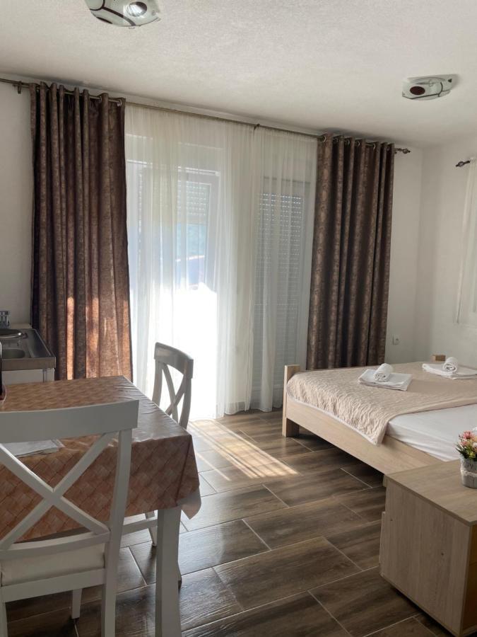 Apartman Ail 2 울친 외부 사진
