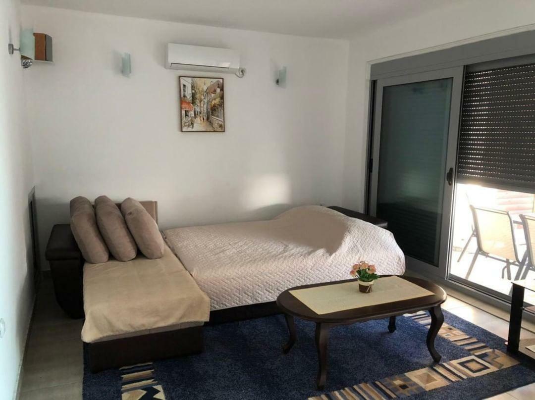 Apartman Ail 2 울친 외부 사진